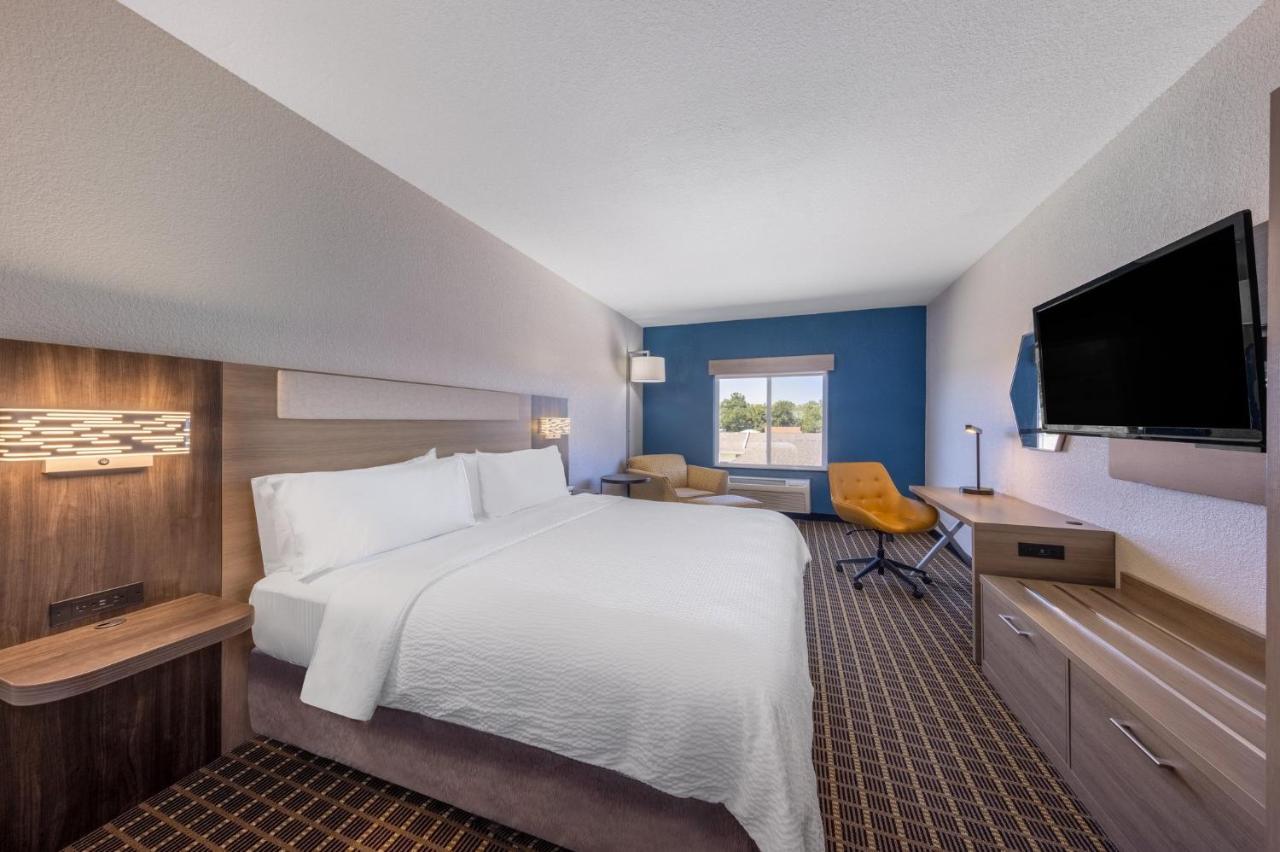 Holiday Inn Express & Suites Pittsburg By Ihg מראה חיצוני תמונה