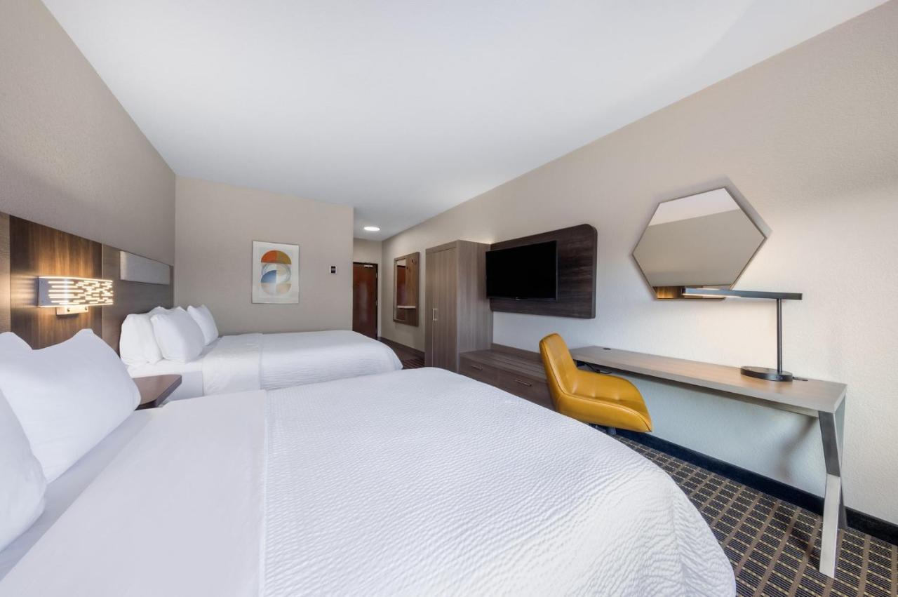Holiday Inn Express & Suites Pittsburg By Ihg מראה חיצוני תמונה