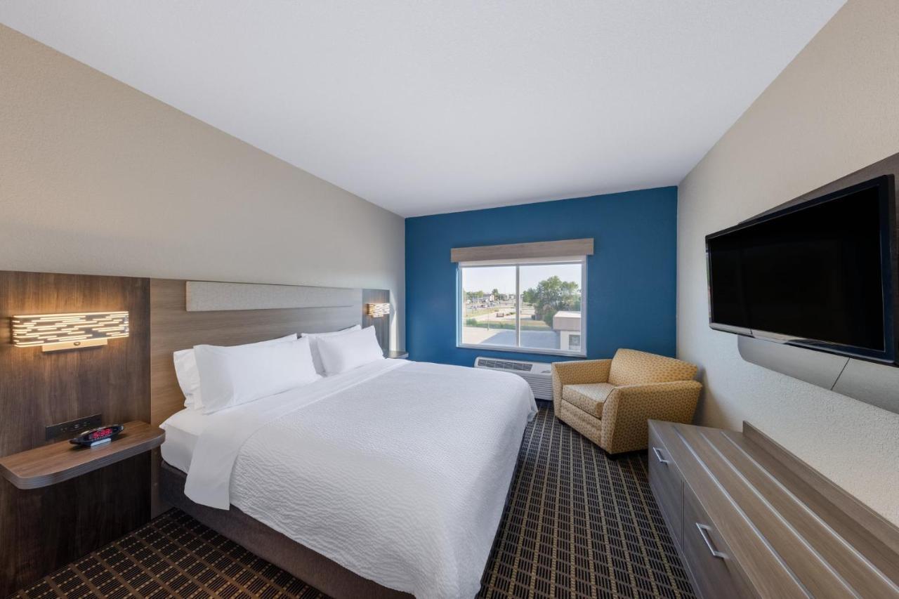 Holiday Inn Express & Suites Pittsburg By Ihg מראה חיצוני תמונה