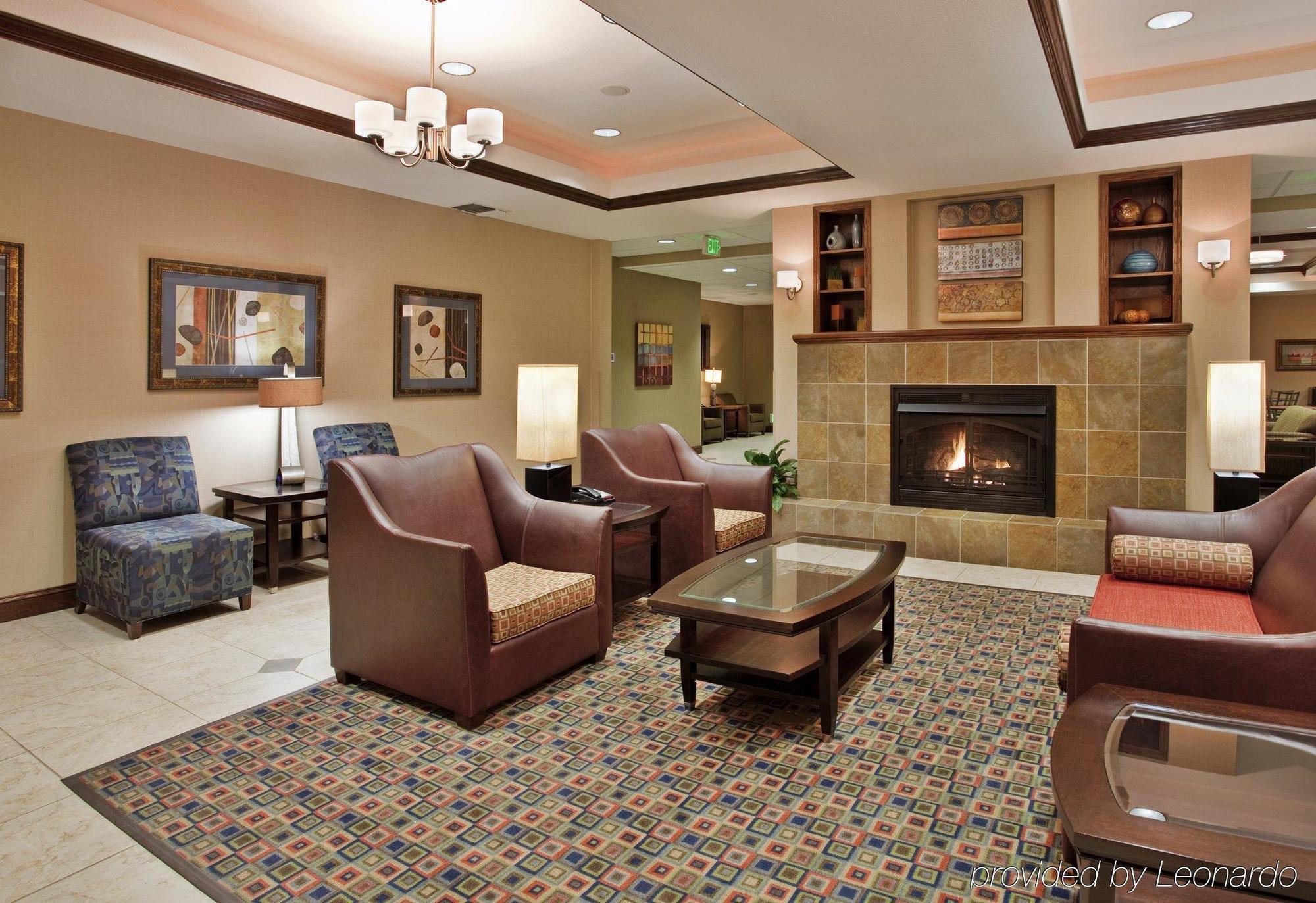 Holiday Inn Express & Suites Pittsburg By Ihg מראה פנימי תמונה
