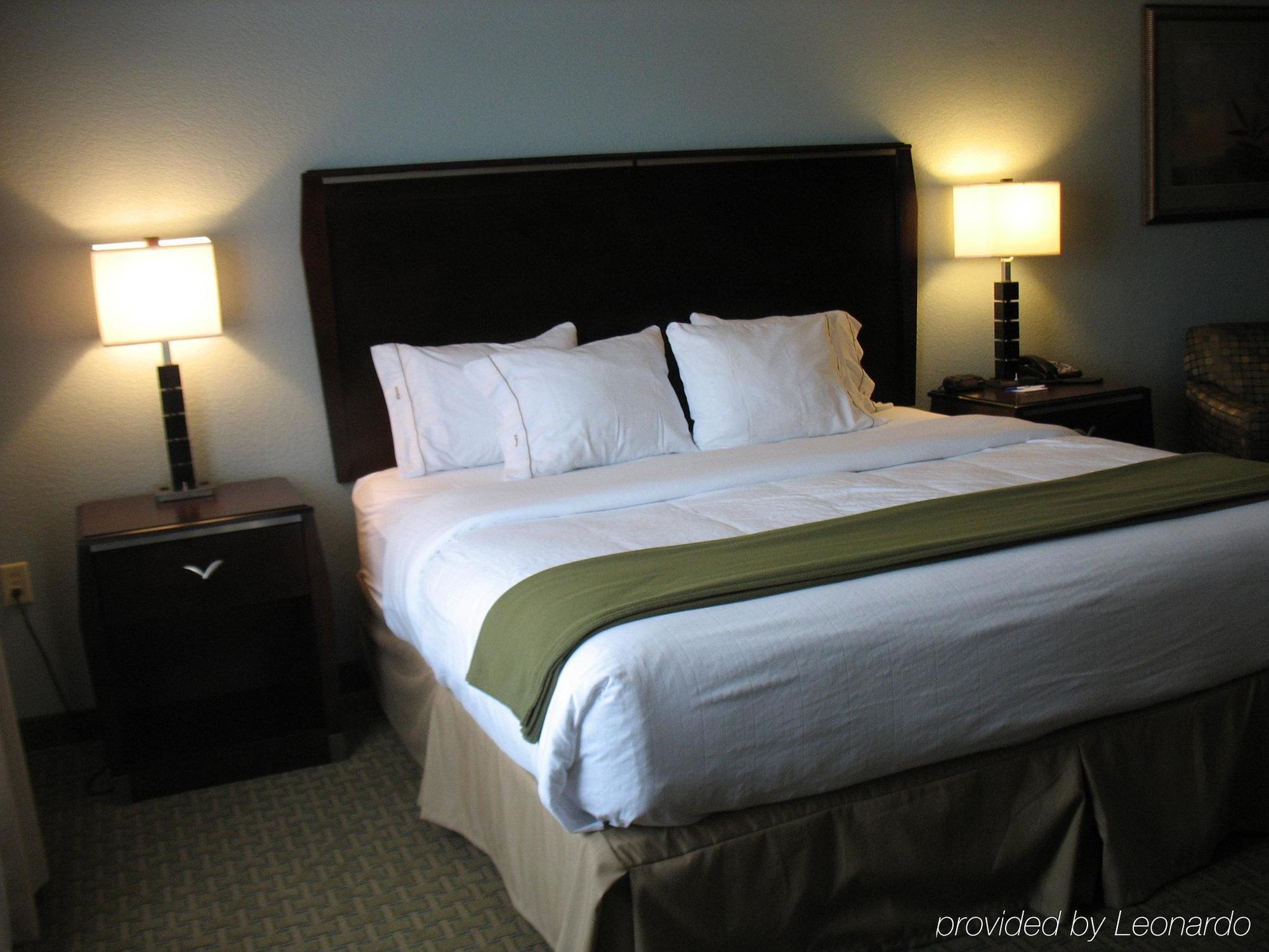 Holiday Inn Express & Suites Pittsburg By Ihg חדר תמונה