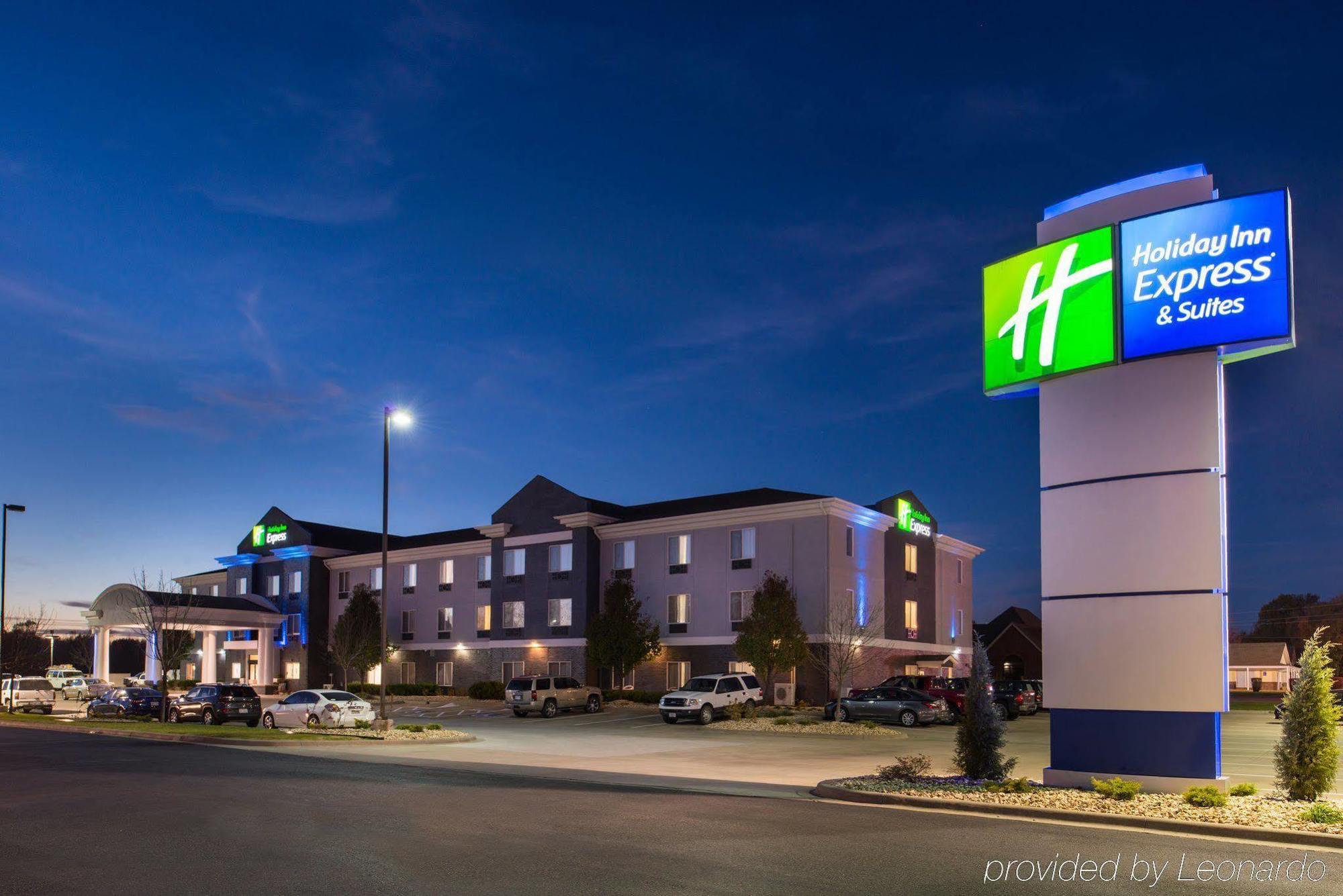Holiday Inn Express & Suites Pittsburg By Ihg מראה חיצוני תמונה