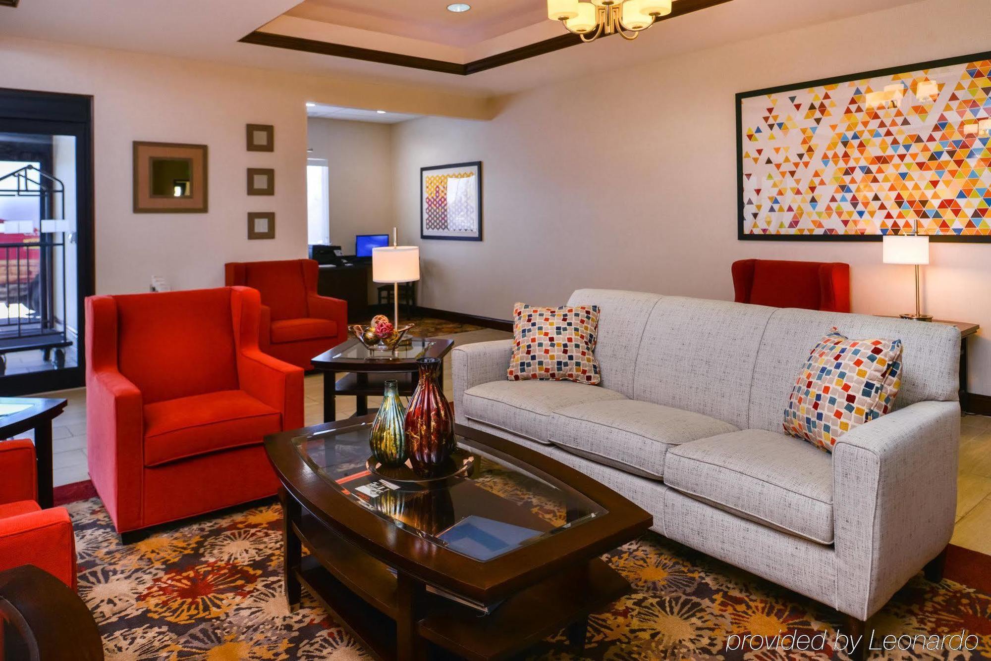 Holiday Inn Express & Suites Pittsburg By Ihg מראה חיצוני תמונה
