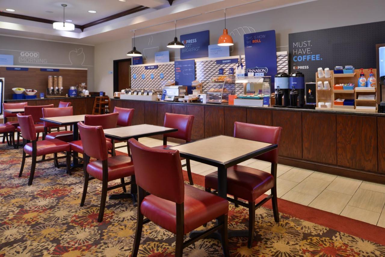 Holiday Inn Express & Suites Pittsburg By Ihg מראה חיצוני תמונה