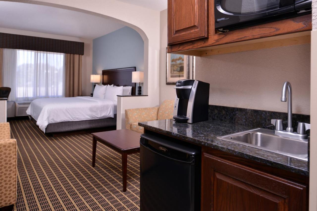 Holiday Inn Express & Suites Pittsburg By Ihg מראה חיצוני תמונה